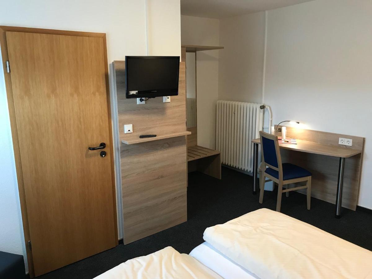 Motel Herbold Knüllwald Exteriör bild