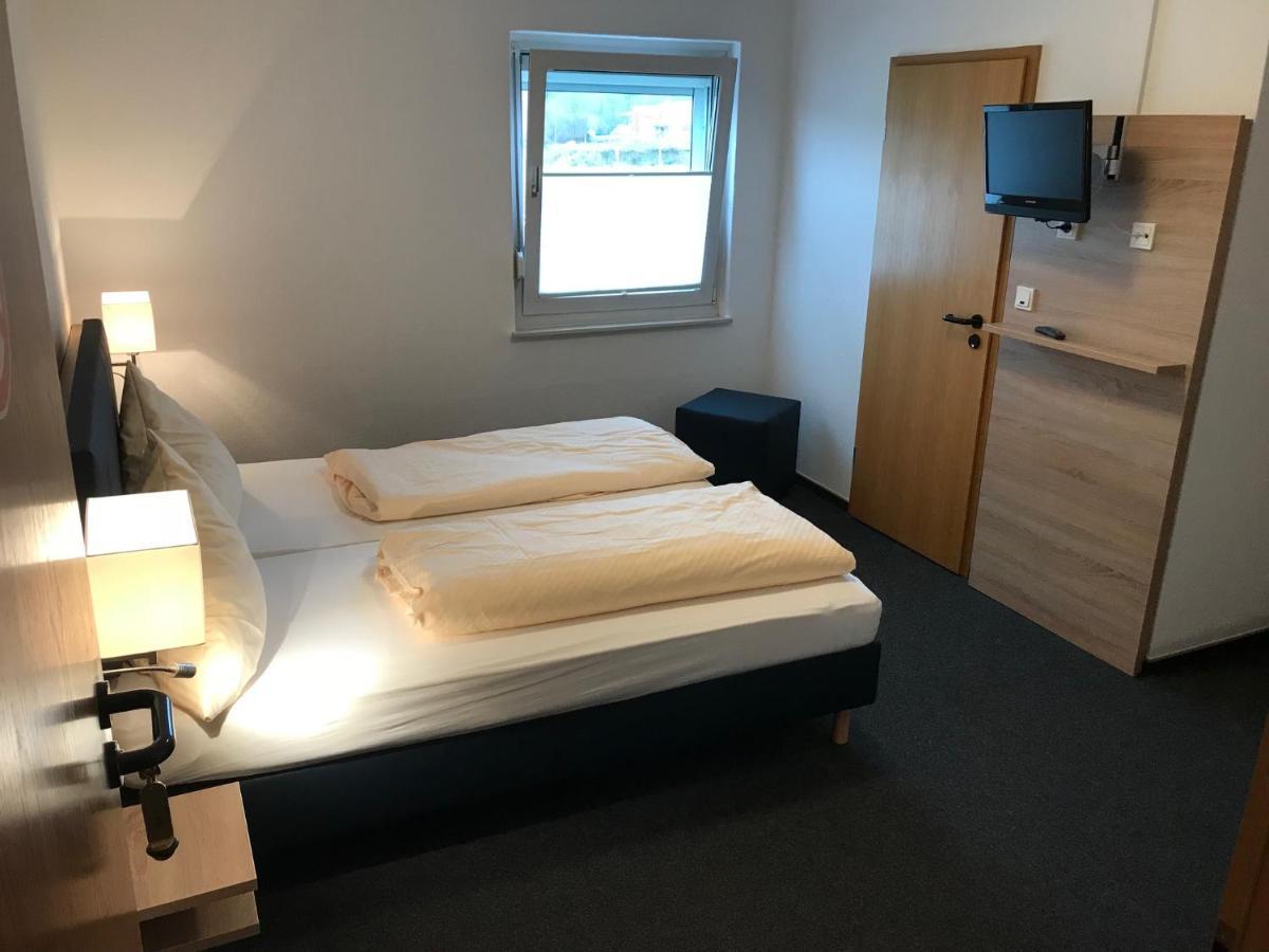 Motel Herbold Knüllwald Exteriör bild